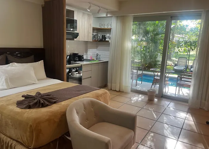 Cacao Luxury Suites W Pool&free Golf Course Coronado Luxury Club&Suites